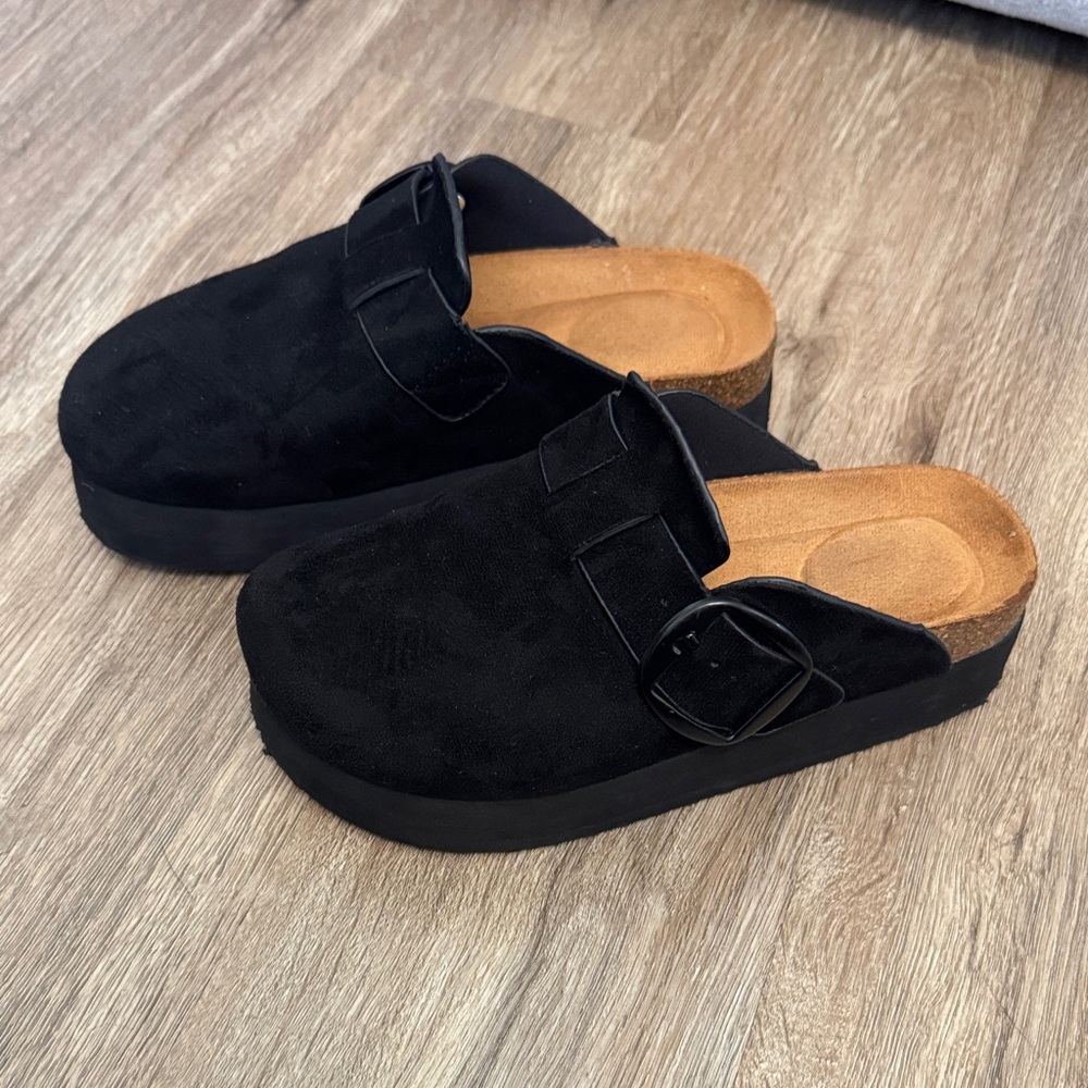 Black Suede Women's Clogs